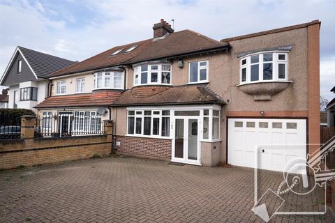 4 bedroom semi-detached house for sale, Shepherds Lane, Dartford, Kent