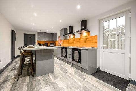 undefined, 38, London Road OX26