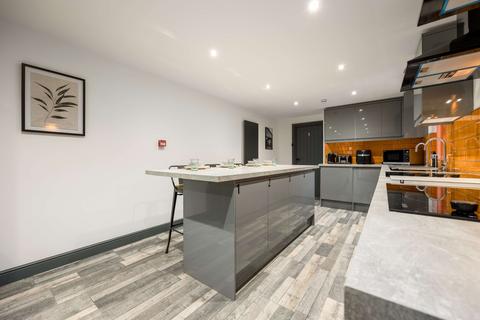 undefined, 38, London Road OX26