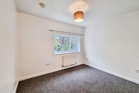 undefined, Bitterne Road West, Southampton SO18