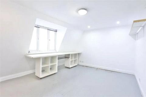 3 bedroom apartment to rent, Hornsey Road, London, N19