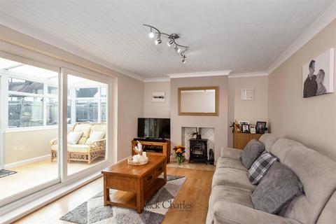 undefined, Barden Park Road, Tonbridge