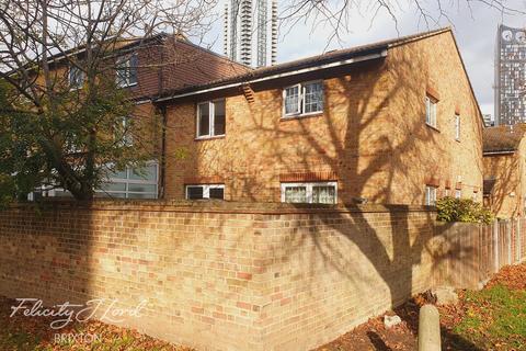 undefined, Wesley Close, LONDON SE17