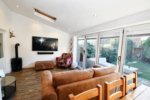 undefined, Leamington Road, Eccles, M30