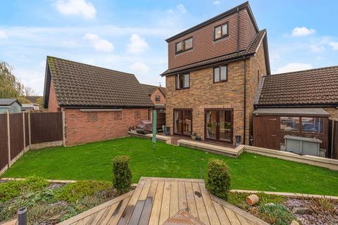 4 bedroom detached house for sale, Heronston Close, Undy, NP26