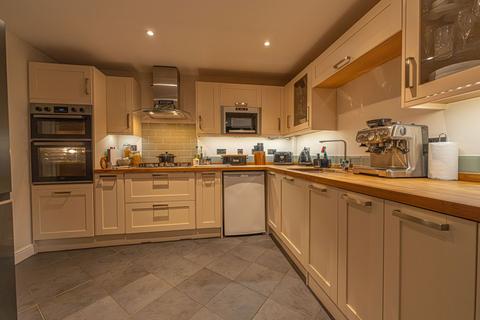 4 bedroom detached house for sale, Heronston Close, Undy, NP26