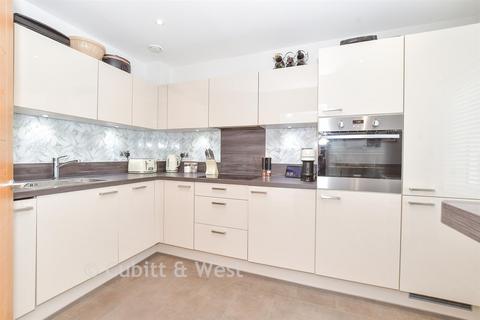 3 bedroom terraced house for sale, Crossfields, Bognor Regis PO21