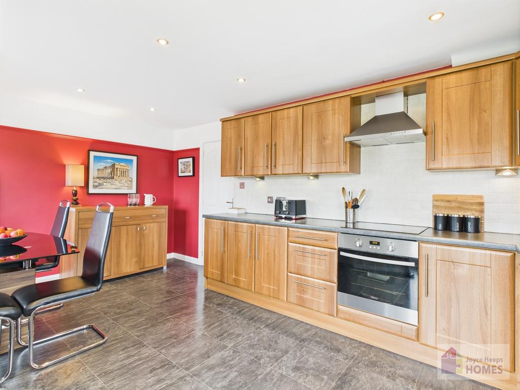 Kitchen - Dine