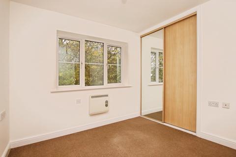 2 bedroom flat for sale, Beech Court, Beech Street, Lincoln, Lincolnshire, LN5