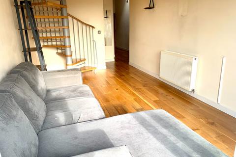 2 bedroom apartment to rent, FREEMANTLE, SO15