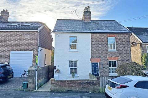 2 bedroom semi-detached house for sale, Hardwick Road, Redhill