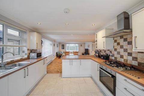 3 bedroom detached bungalow for sale, Chesham,  Buckinghamshire,  HP5