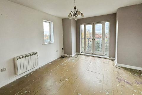 2 bedroom flat for sale, The Locks, Forebay Drive, Irlam, M44
