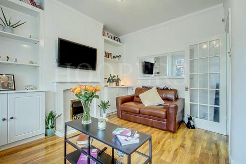 2 bedroom ground floor flat for sale, Drayton Road, London, NW10