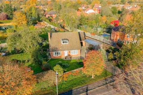 3 bedroom detached bungalow for sale, Gorse Rise, Grantham NG31