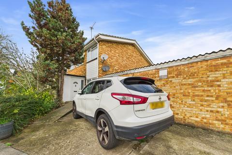 Chichester Way, Feltham, Middlesex, TW14