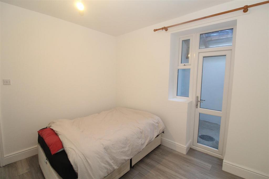 65n FRKamki IUQt9mhlh8g.jpg