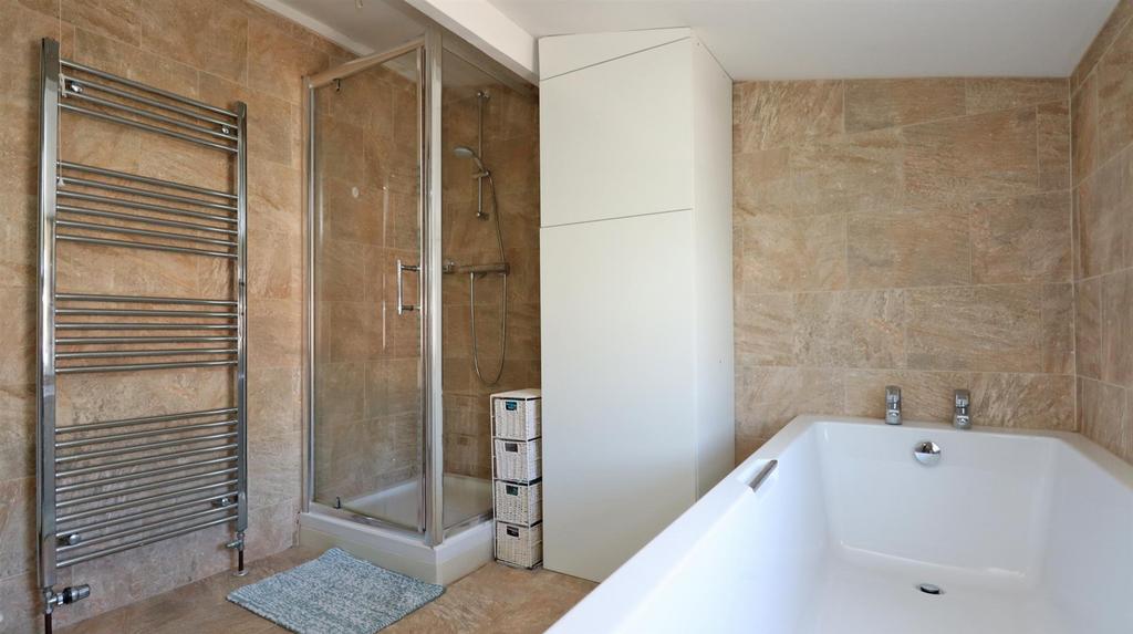 Main bathroom