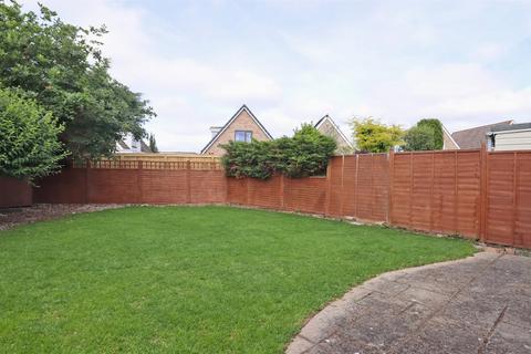 11 Broadly Gardens, Monkton Heathfield, Taunton, TA2 8PN