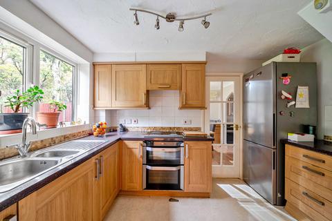 undefined, Hemingway Gardens, Whiteley, Hampshire, PO15