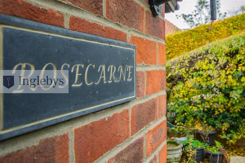 2 bedroom detached bungalow for sale, Saltburn Road, Brotton