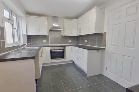2 bedroom end of terrace house for sale, Honeysuckle Close, Gosport PO13