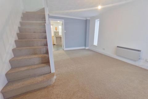 2 bedroom end of terrace house for sale, Honeysuckle Close, Gosport PO13