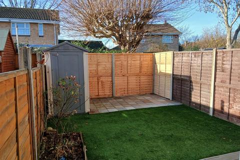 2 bedroom end of terrace house for sale, Honeysuckle Close, Gosport PO13