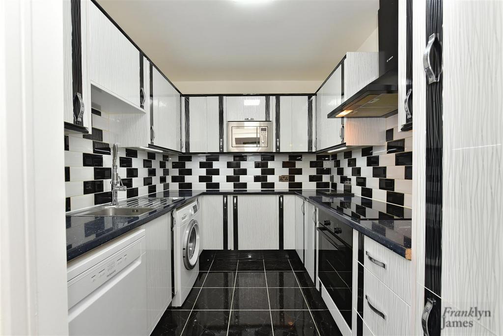 Hera Court (1).JPG