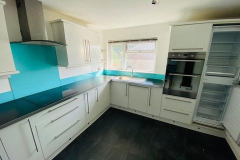undefined, Lennox Road