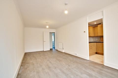 2 bedroom flat to rent, Hayes Lane, Beckenham BR3