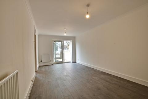 2 bedroom flat to rent, Hayes Lane, Beckenham BR3