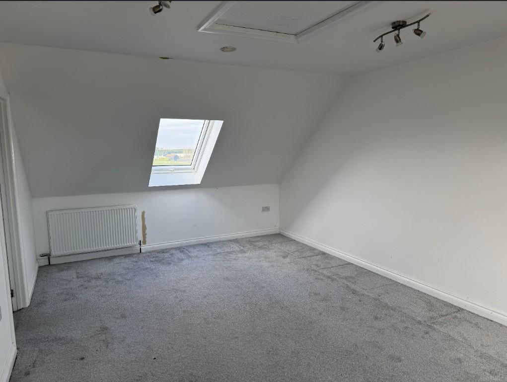 10  T202511071547.jpg