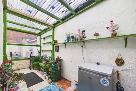 undefined, Falkner Street, Gloucester, Gloucestershire, GL1