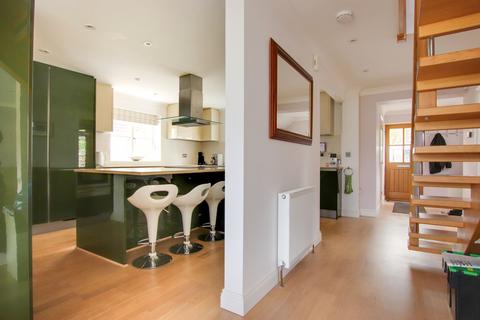 undefined, Sky End Lane, Hordle, Lymington, SO41