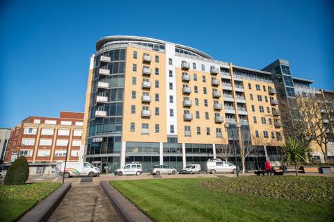 undefined, Queens Dock Avenue, Hull HU1