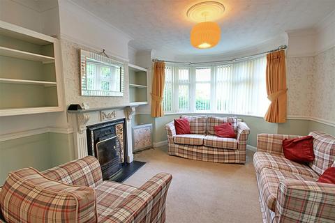 3 bedroom semi-detached house for sale, Ridgeway Close, Hemel Hempstead