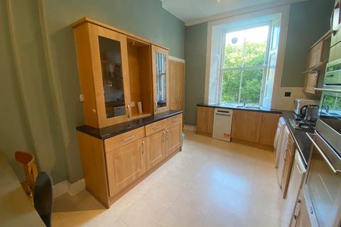 2 bedroom flat to rent, Bruntsfield Avenue, Bruntsfield, Edinburgh, EH10