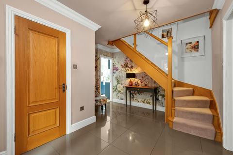 6 bedroom detached house for sale, Red Lane, Claygate, Esher, Surrey, KT10