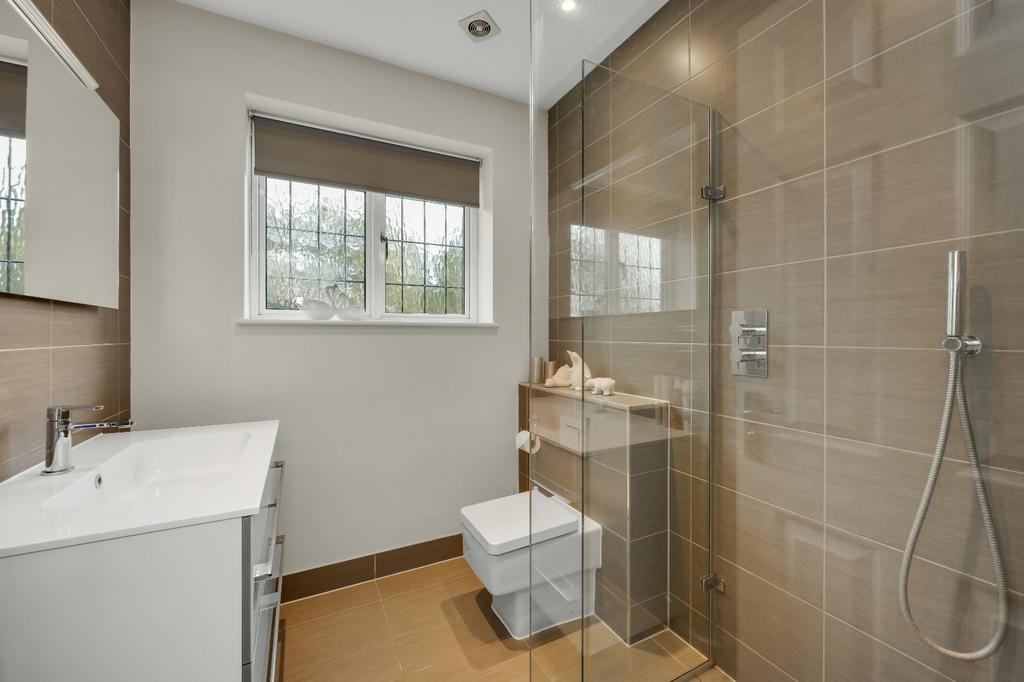 Family Shower Room