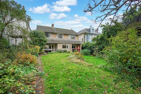 4 bedroom detached house for sale, St. Helens Park Road, Hastings
