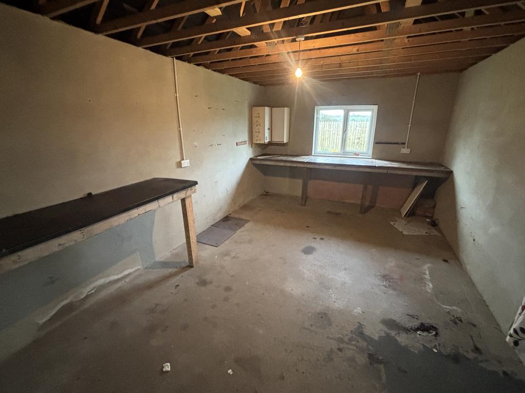Garage (second image)