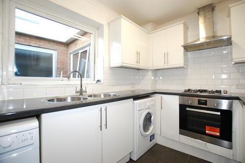 1 bedroom apartment to rent, Bromley Grove, Bromley, BR2
