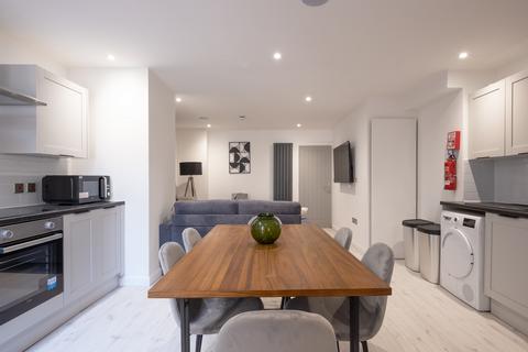 6 bedroom house of multiple occupation to rent, at Liverpool, 38, Fleet Street SA1