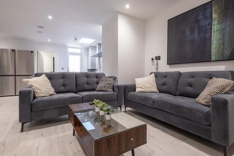 6 bedroom house of multiple occupation to rent, at Liverpool, 38, Fleet Street SA1
