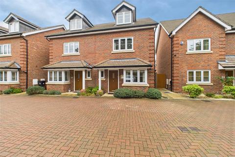 undefined, Rose Grove, Woodley, Reading, Berkshire, RG5