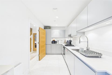 undefined, Rose Grove, Woodley, Reading, Berkshire, RG5