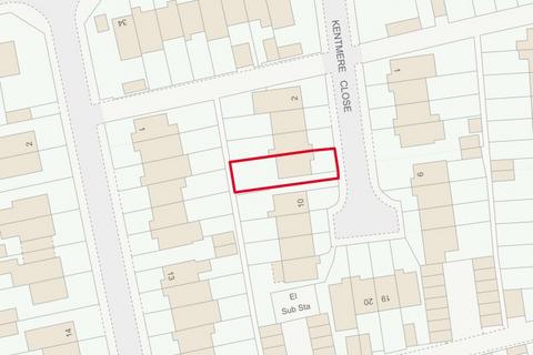 3 bedroom end of terrace house for sale, 8 Kentmere Close, Stoke-on-Trent, ST4 3HN