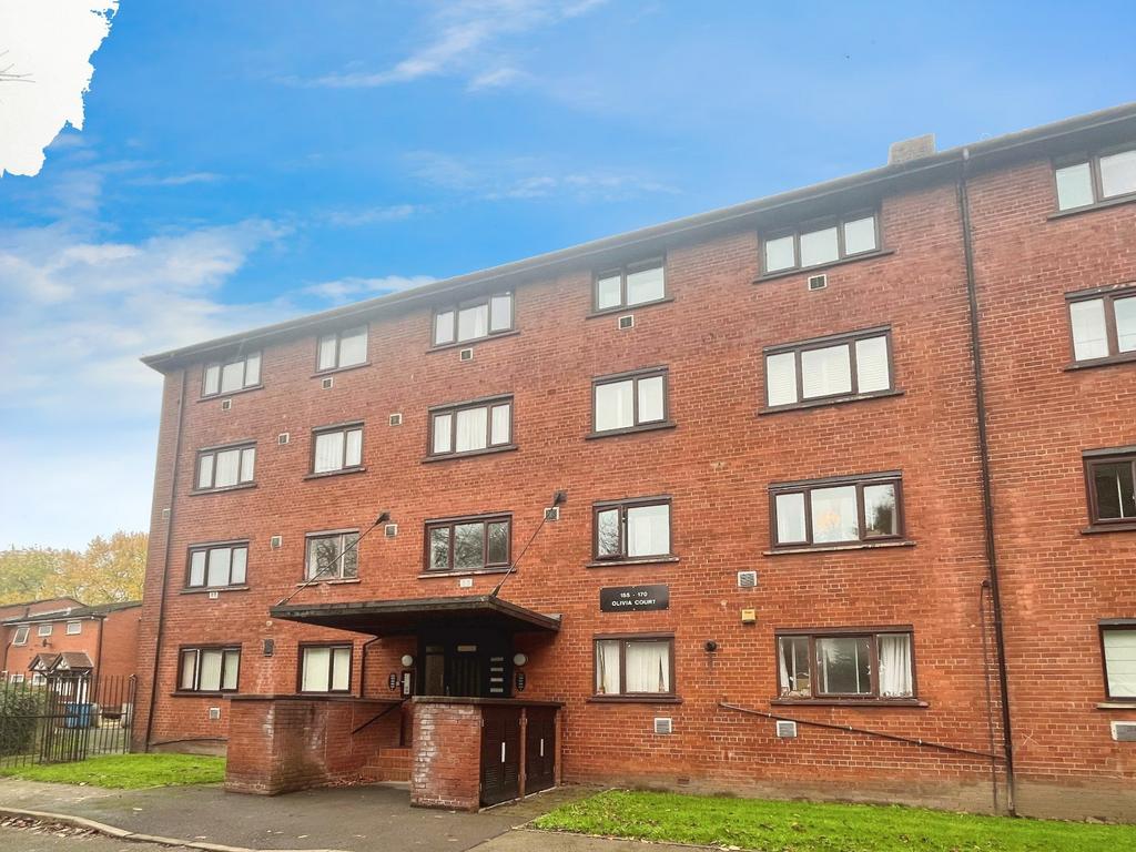 asgard-drive-salford-m5-2-bed-apartment-for-sale-120-000