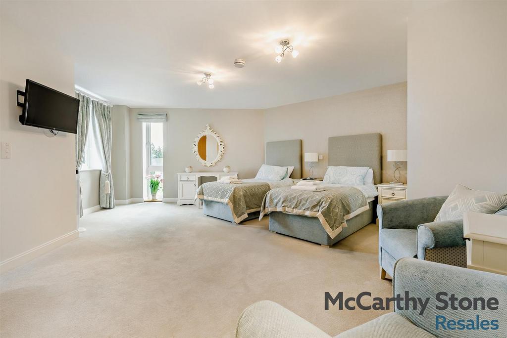 8669184-interior18-800.jpg